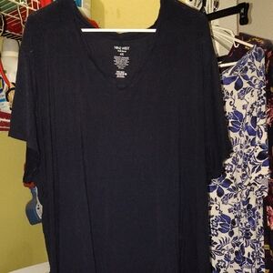 Nine West Black Short-Sleeve V-Neck Tee